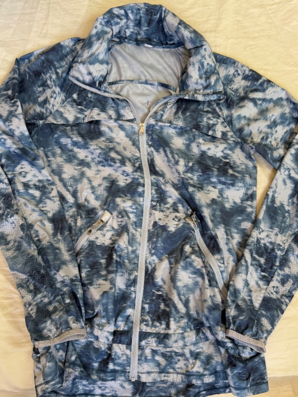 Lululemon Full Zip Hooded Jacket Size 4